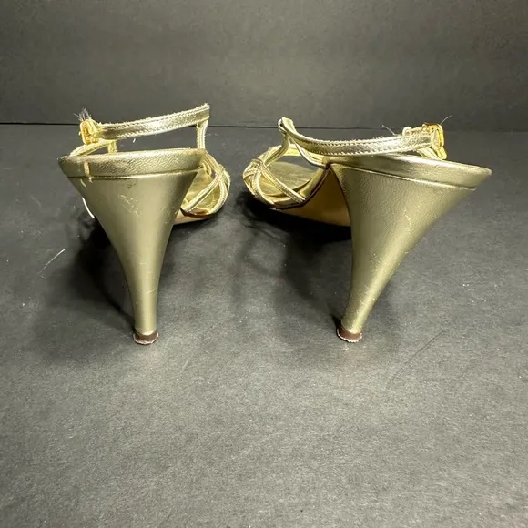 GARaLOMI Gold Strappy Heels size 6.5 pre owned Exellent condition