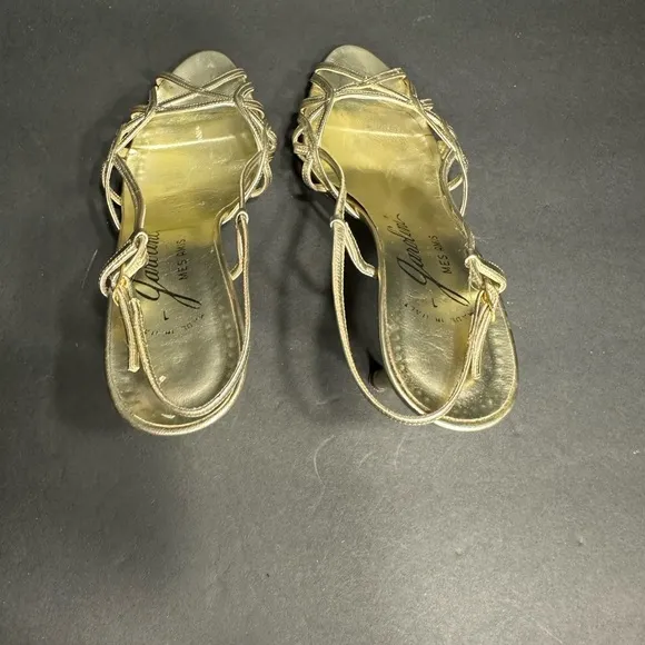 GARaLOMI Gold Strappy Heels size 6.5 pre owned Exellent condition