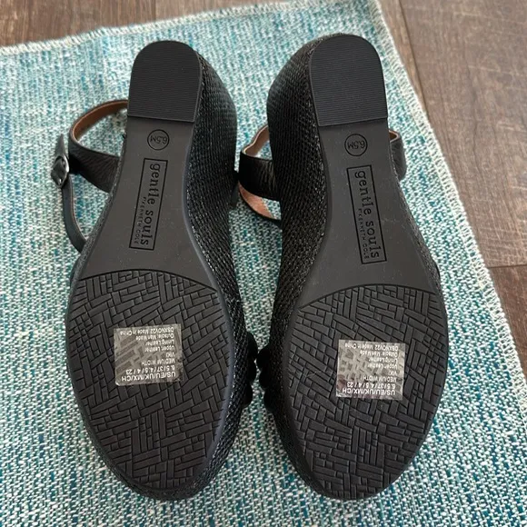 Gentle Souls Black Wedge Sandals NWOT