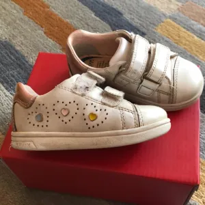 Geox leather Velcro sneakers.