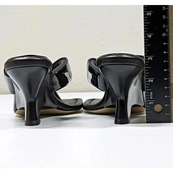 Gia Borgini Black Wedge Sandals
