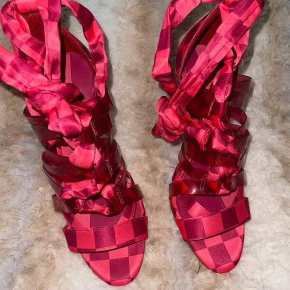 Gianni Bini Checkered Tie Wrap Heels