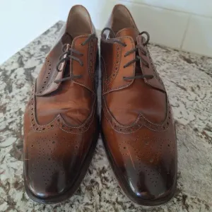 Giovacchini Brown Leather Derby dress shoes size 10.5 D