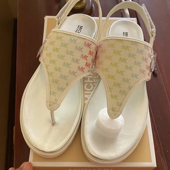 Girls Micheal Kors Sandals