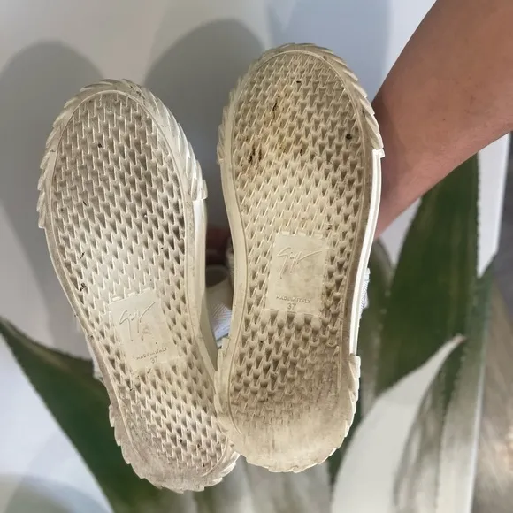 Giuseppe Zanotti White Canvas Blabber Sport Sandals 37