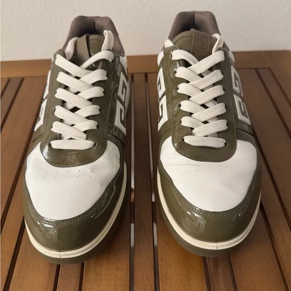Givenchy sneakers 41