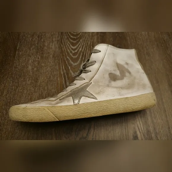 Golden Goose Sneakers – Lightly Worn – Women’s 11.5 / Men’s 10 – Unisex