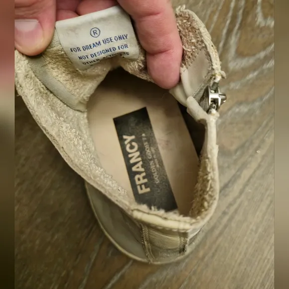 Golden Goose Sneakers – Lightly Worn – Women’s 11.5 / Men’s 10 – Unisex