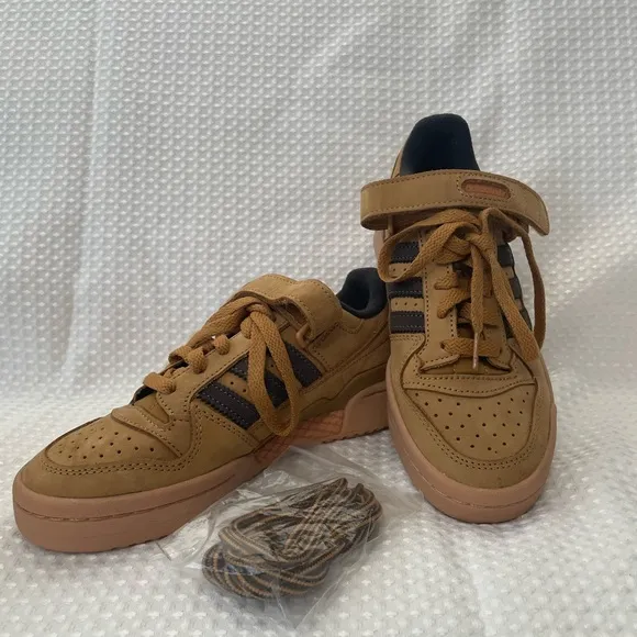 Goma Adidas Forum Low Mesa