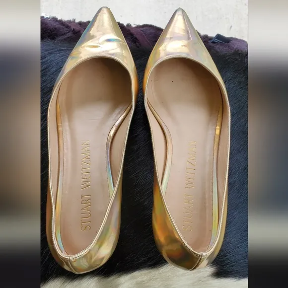 Gorgeous RARE Stuart Weitzman Gold Holographic Emilia Flats Sz 10 MSRP $425