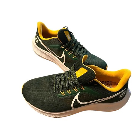 Greenbay Packers Unisex Officially Authorized Nike Sneakers
