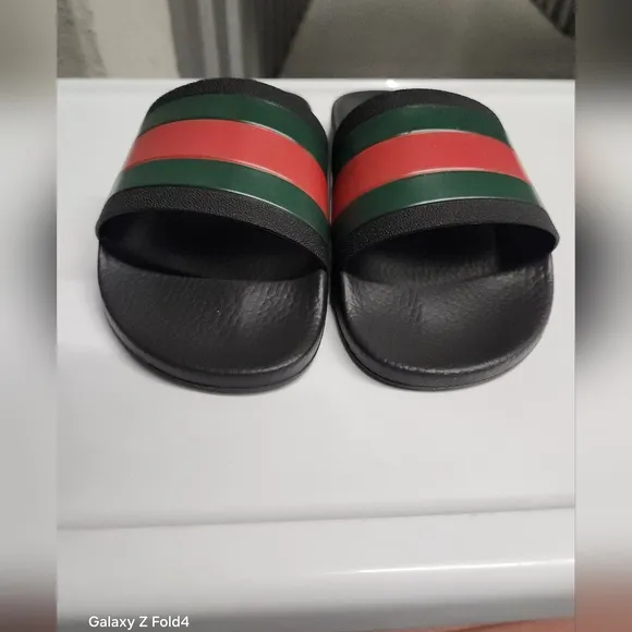 Gucci Black Sandals with Green and Red Accents