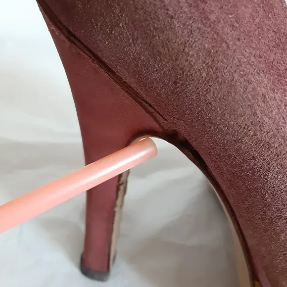 Gucci heels suede distressed sz 7B
