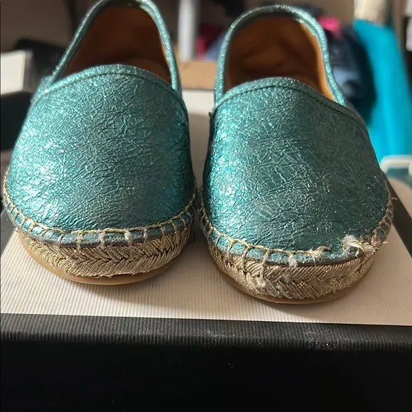 Gucci Kids Dress Shoes in Shimmering Teal