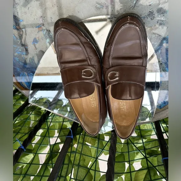 GUCCI Loafer Shoes Made in Italy  Size 37 C logo shoes