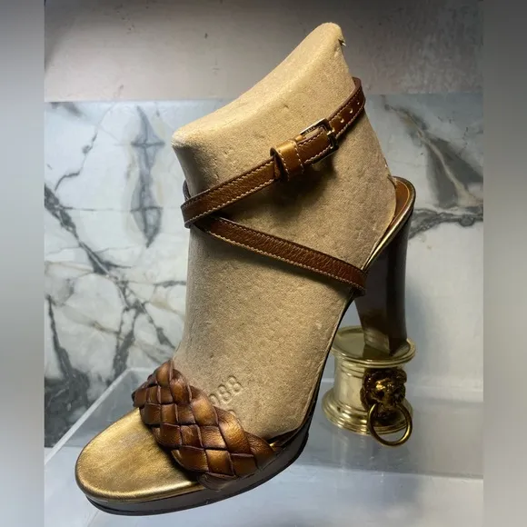 GUCCI metallic bronzo sandals sz 7.5B made in Italy