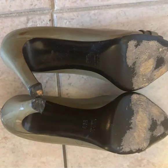 Gucci Pointed Toe Patent Leather Heels army green pumps logo buckle shoes y2k
