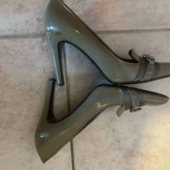 Gucci Pointed Toe Patent Leather Heels army green pumps logo buckle shoes y2k