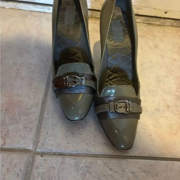 Gucci Pointed Toe Patent Leather Heels army green pumps logo buckle shoes y2k