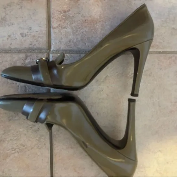 Gucci Pointed Toe Patent Leather Heels army green pumps logo buckle shoes y2k