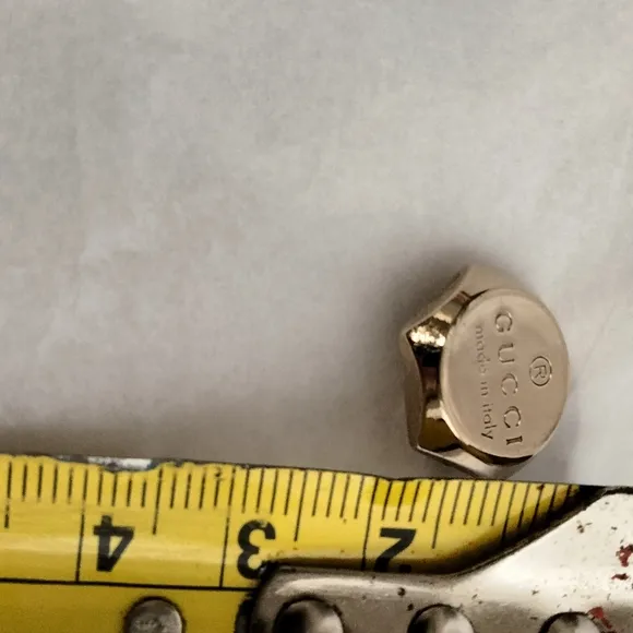 Gucci replacement sandals logo  buttons