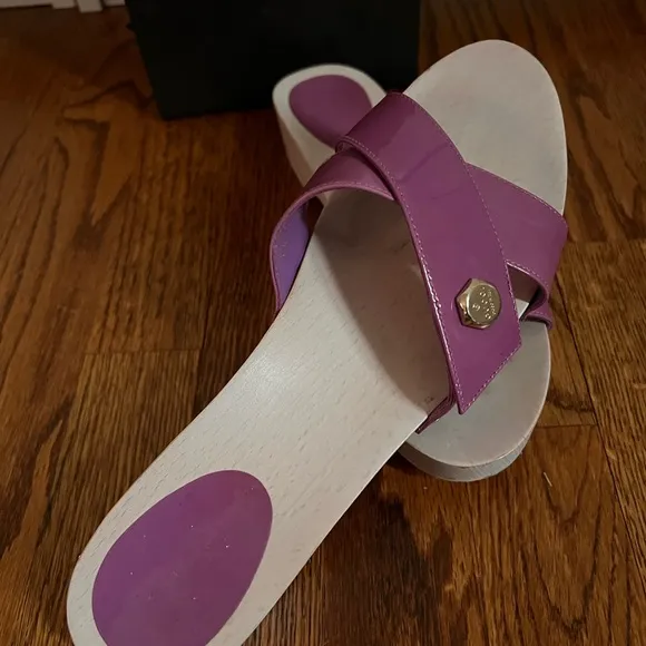 Gucci Sandals Size 8