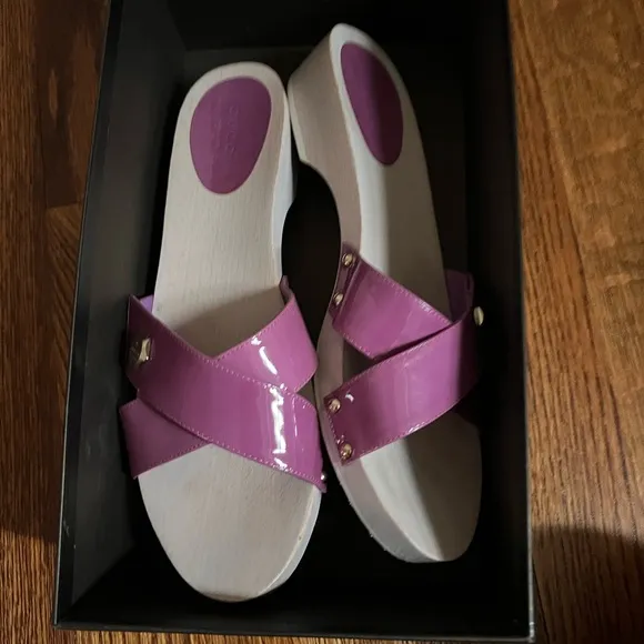 Gucci Sandals Size 8