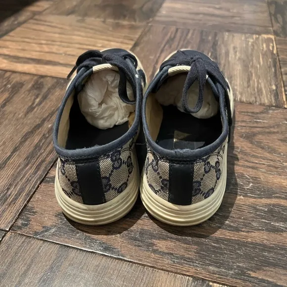 Gucci sneakers, size 37