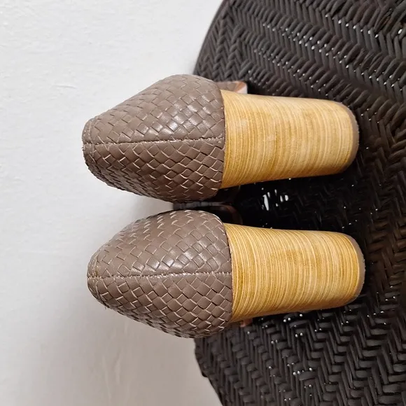 Guilhermina Woven  Peep-Toe Block Heels Sz 10