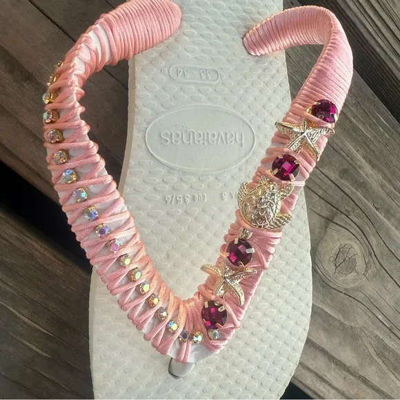 HAVAIANAS Pink Vacation Sandals Size 3