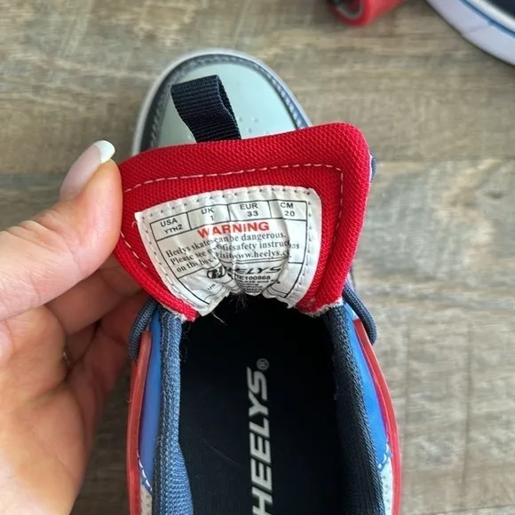 HEELYS Sneakers, size youth2