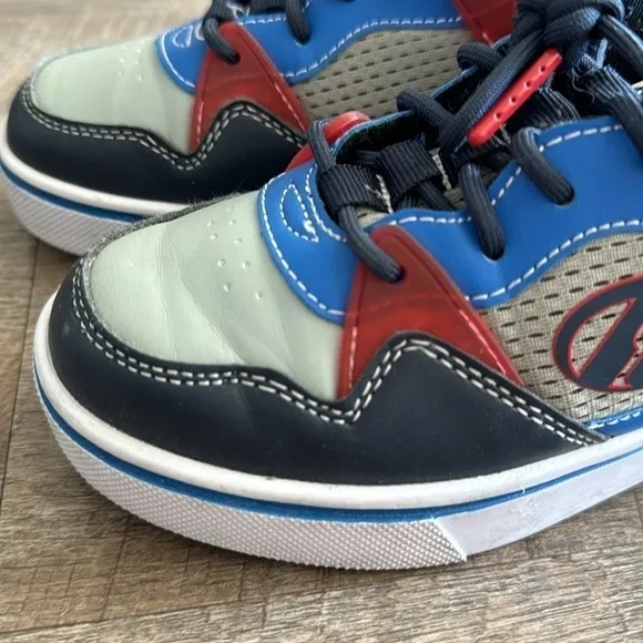 HEELYS Sneakers, size youth2