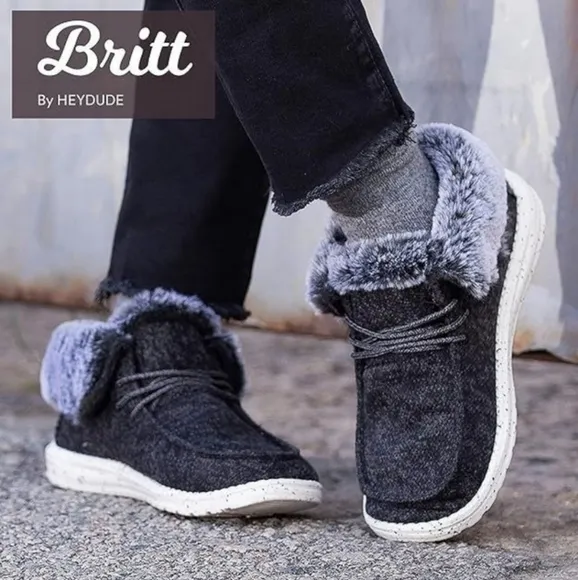 Hey Dude Wendy Gray Fold Cozy Fur Lace Up Bootie Sneakers