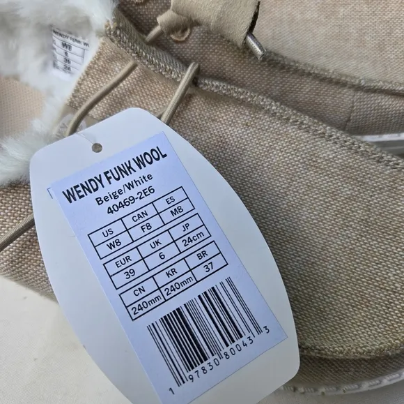 Hey Dude Womens Wendy Funk Wool Beige/White Knit Slip On Shoes Sz 8 NWT