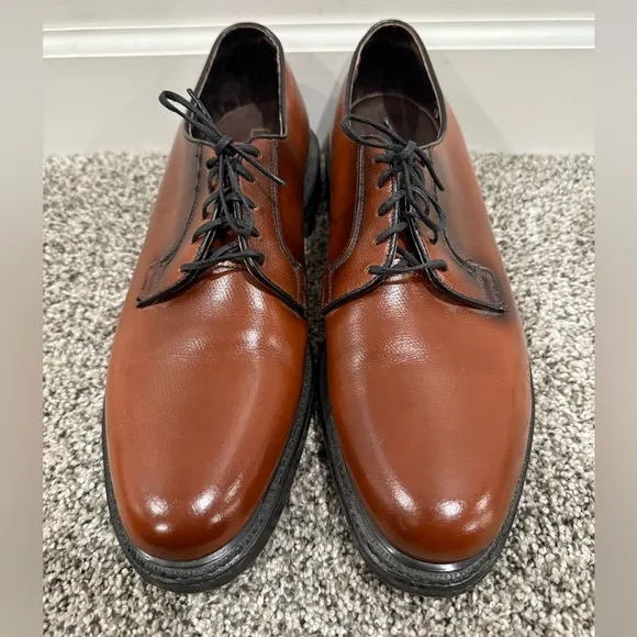 Hofheimer's Cavaliers men's brown leather Oxford dress shoes, size 12