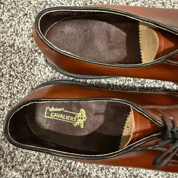 Hofheimer's Cavaliers men's brown leather Oxford dress shoes, size 12