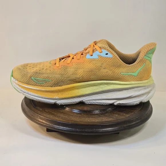 Hoka Mens Clifton 9 Mens Size 8 Running Shoes Athletic Sneakers 1127895 SRSH