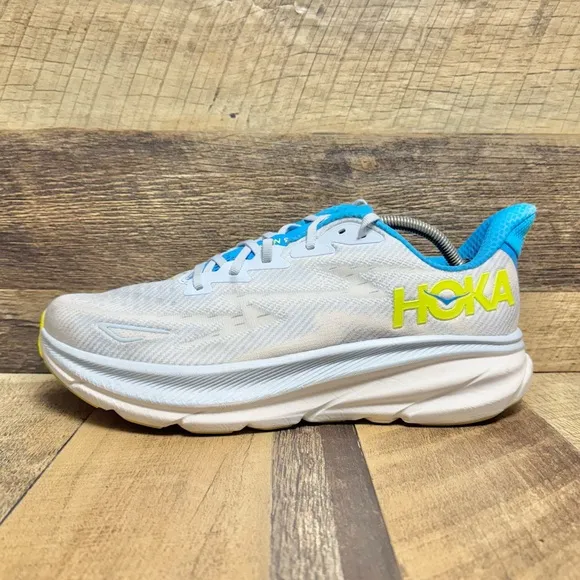 Hoka One One Clifton 9 Men’s Athletic Running Sneakers Size 12D - 1127895 WEP