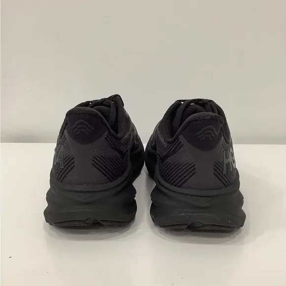 Hoka One One Clifton 9 Running Shoes Sneaker Black 1127896-BBLC Women Size 8 B