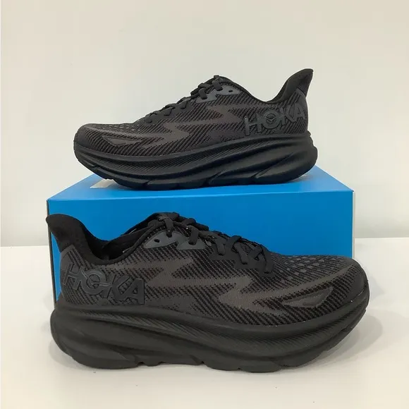 Hoka One One Clifton 9 Running Shoes Sneaker Black 1127896-BBLC Women Size 8 B