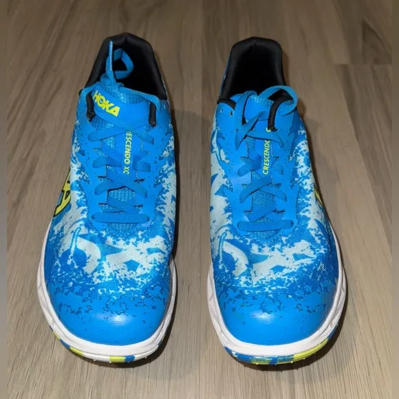 Hoka One One Crescendo XC Spike-less Unisex Sneakers