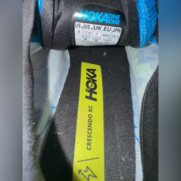 Hoka One One Crescendo XC Spike-less Unisex Sneakers