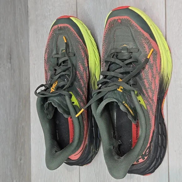 Hoka One One Mens Speedgoat 5 Running Shoes Athletic Sz 8.5D