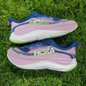 Hoka One One SKYFLOW - Women's Running Shoes - Size 8.5B