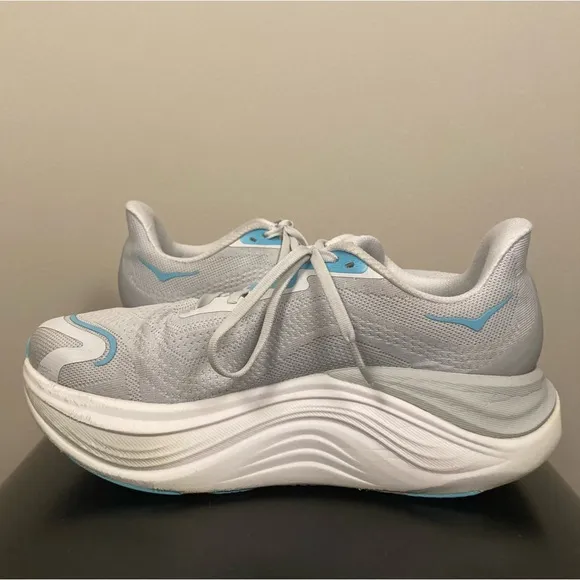 Hoka One One Skyward X Carbon Plate Running Shoes - Womens Size 8.5