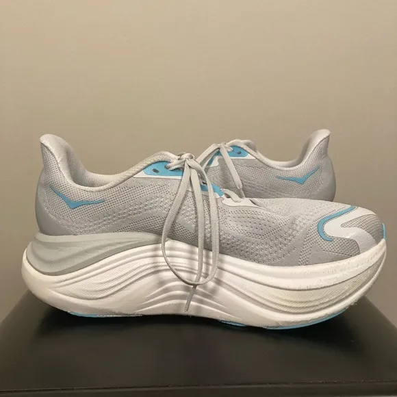 Hoka One One Skyward X Carbon Plate Running Shoes - Womens Size 8.5