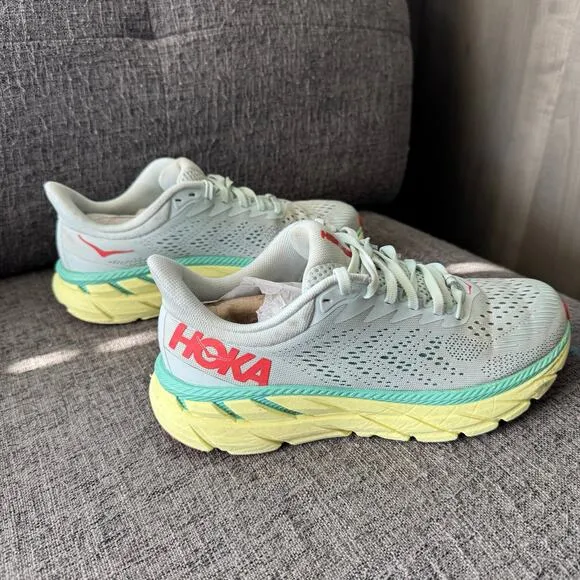 HOKA ONE ONE W CLIFTON 7 Running Sneakers Womens 7.5 Morning Mist