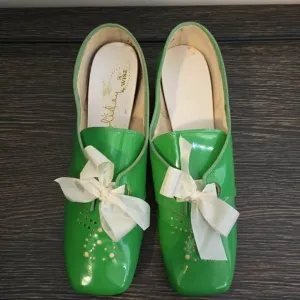 Holiday by WISE Vintage Bright Green Patent Leather Shoes, NWOT, 6.5 B