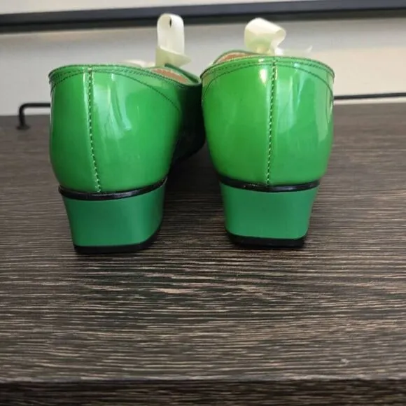Holiday by WISE Vintage Bright Green Patent Leather Shoes, NWOT, 6.5 B