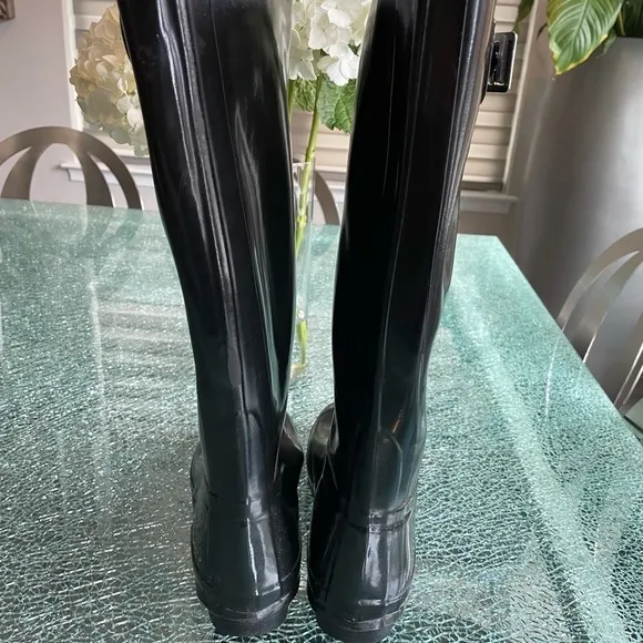 Hunter boots 7 M